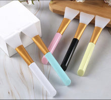 Load image into Gallery viewer, Tea Tree Clay Mask